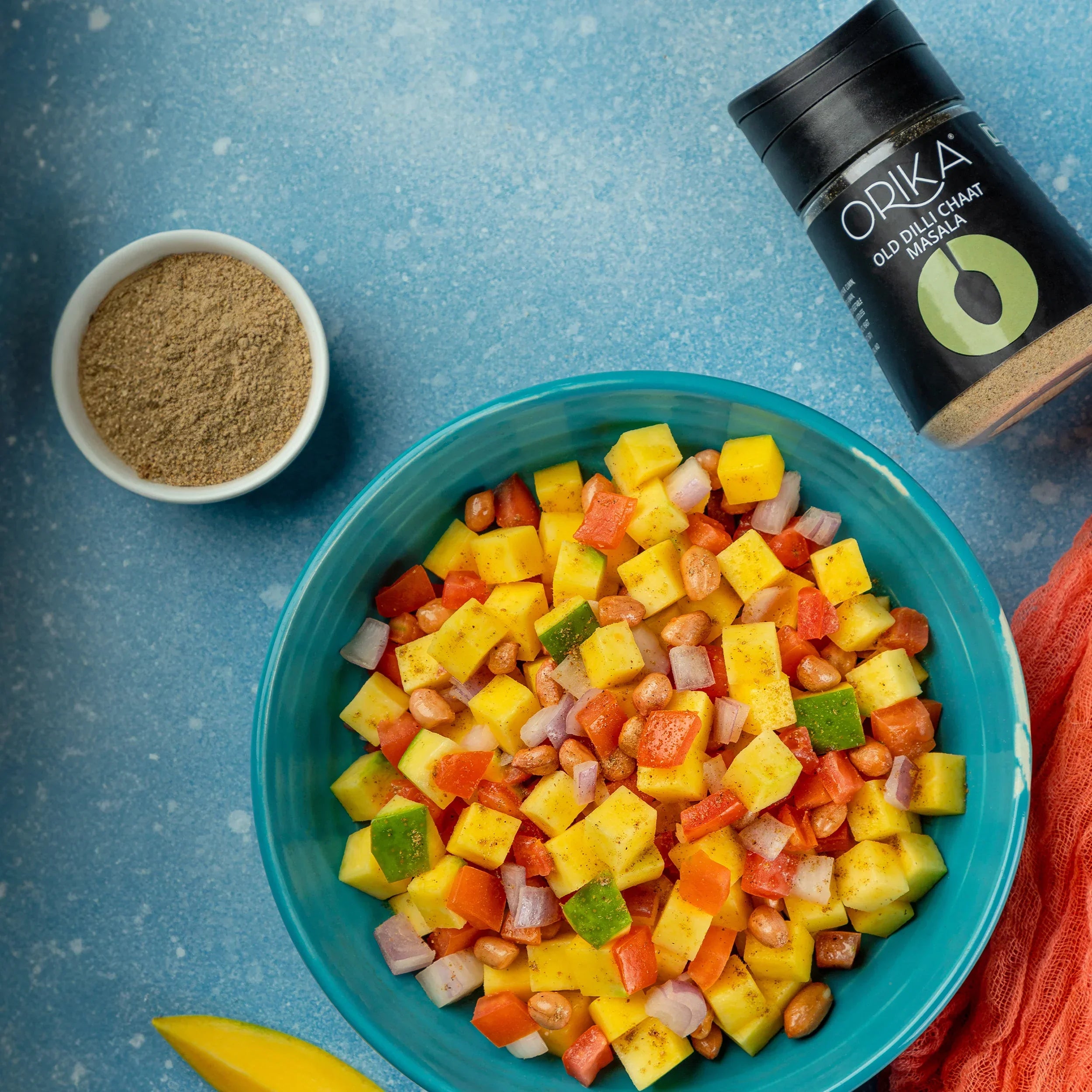 Orika Table Sprinkler Combo, (Italian Seasoning (75g), Red chili flakes (50g), All-purpose Mexican seasoning (80g), Malabar Black Pepper (80g), Old Dilli Chat Masala (90g)) - Orika Spices India